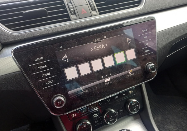 Skoda Superb cena 85900 przebieg: 178000, rok produkcji 2020 z Warszawa małe 781